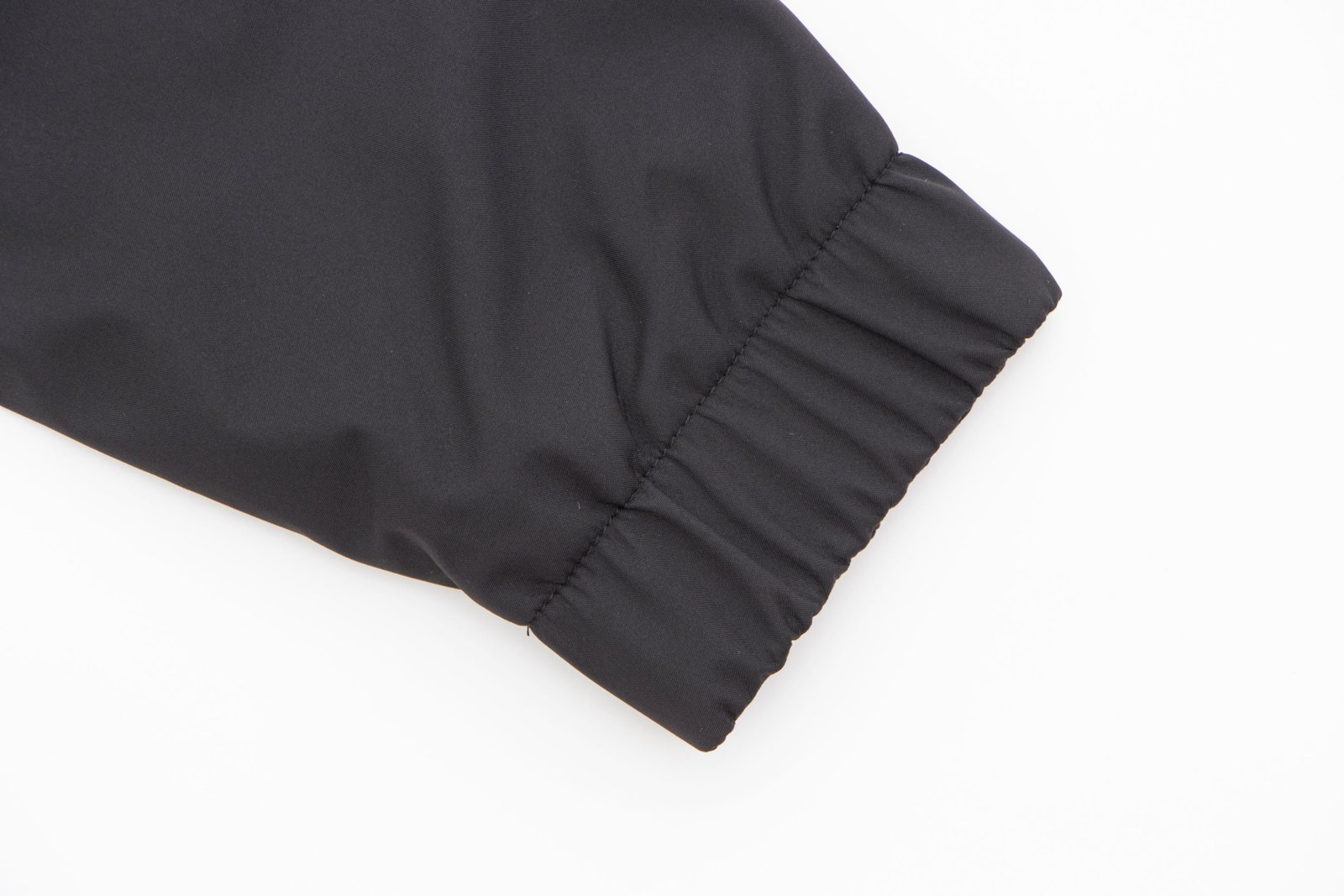 Jacket con Logo BAC en rojo